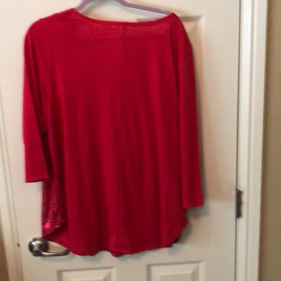 3/4 length sleeve pull over top - Picture 4 of 4